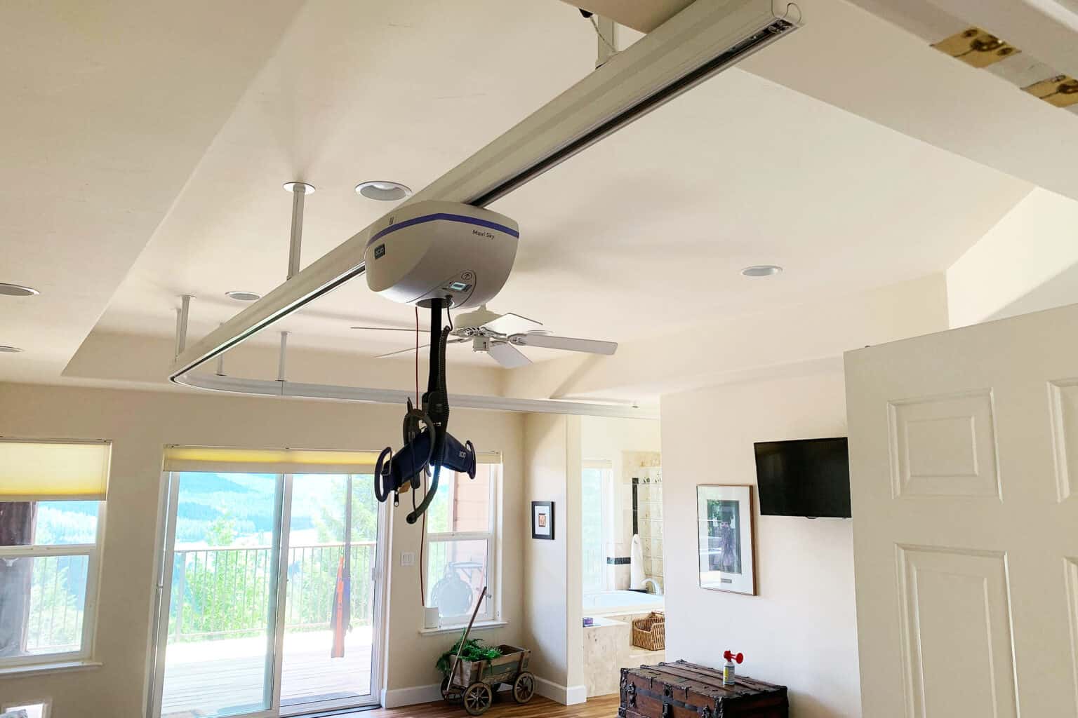Clarksville Continuous Overhead Ceiling Lift Rail in Yuba City