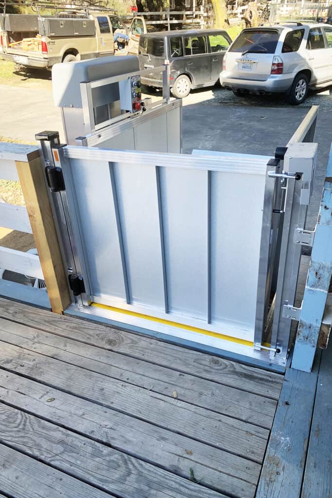 VPL at Top Position with Interlock Gate