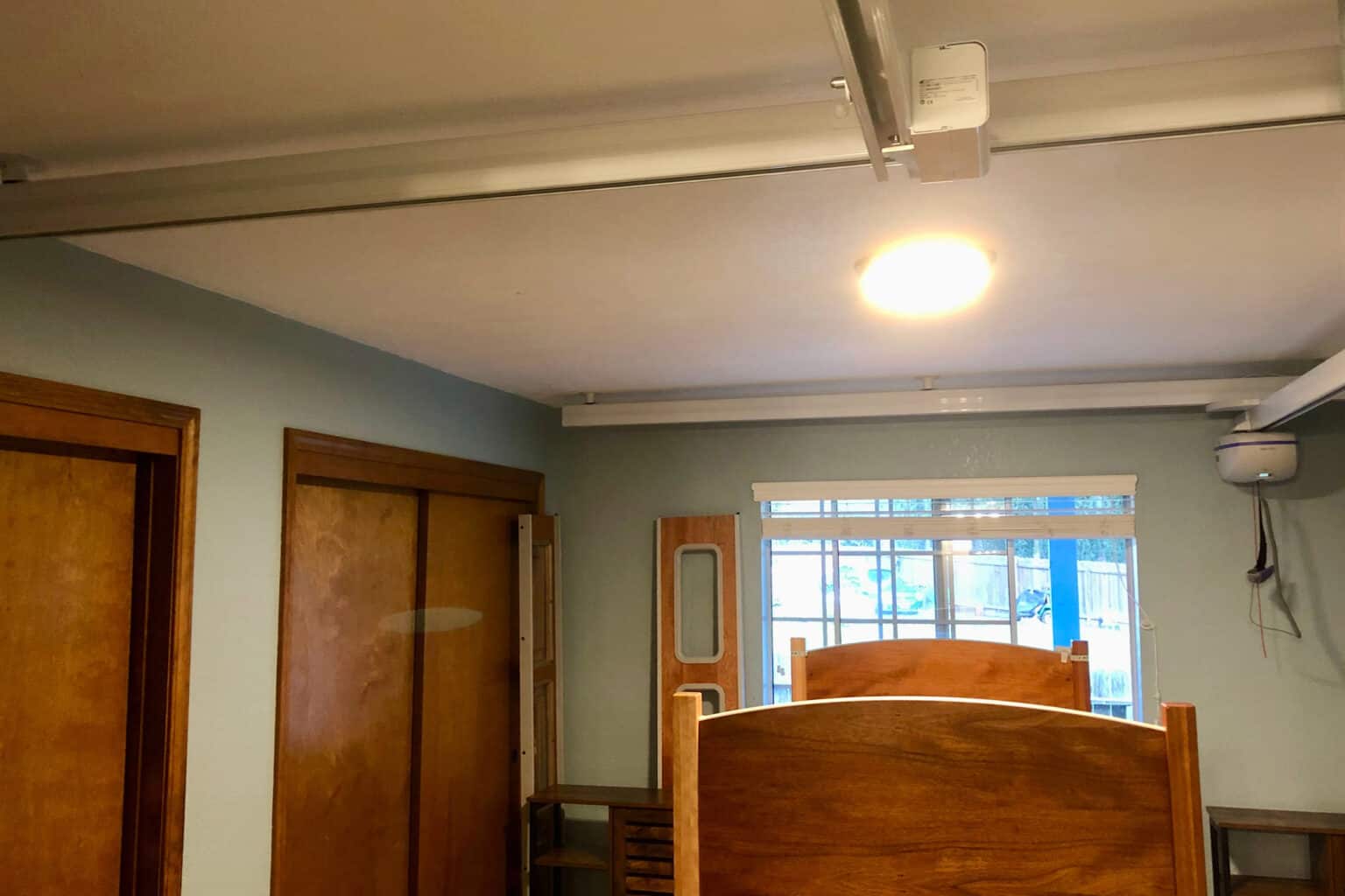 XY Overhead Ceiling Lift with Second Floor Above